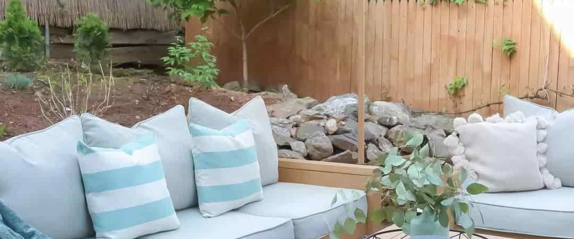 DIY Outdoor Furniture: Budget-Friendly Options for Your Backyard Oasis
