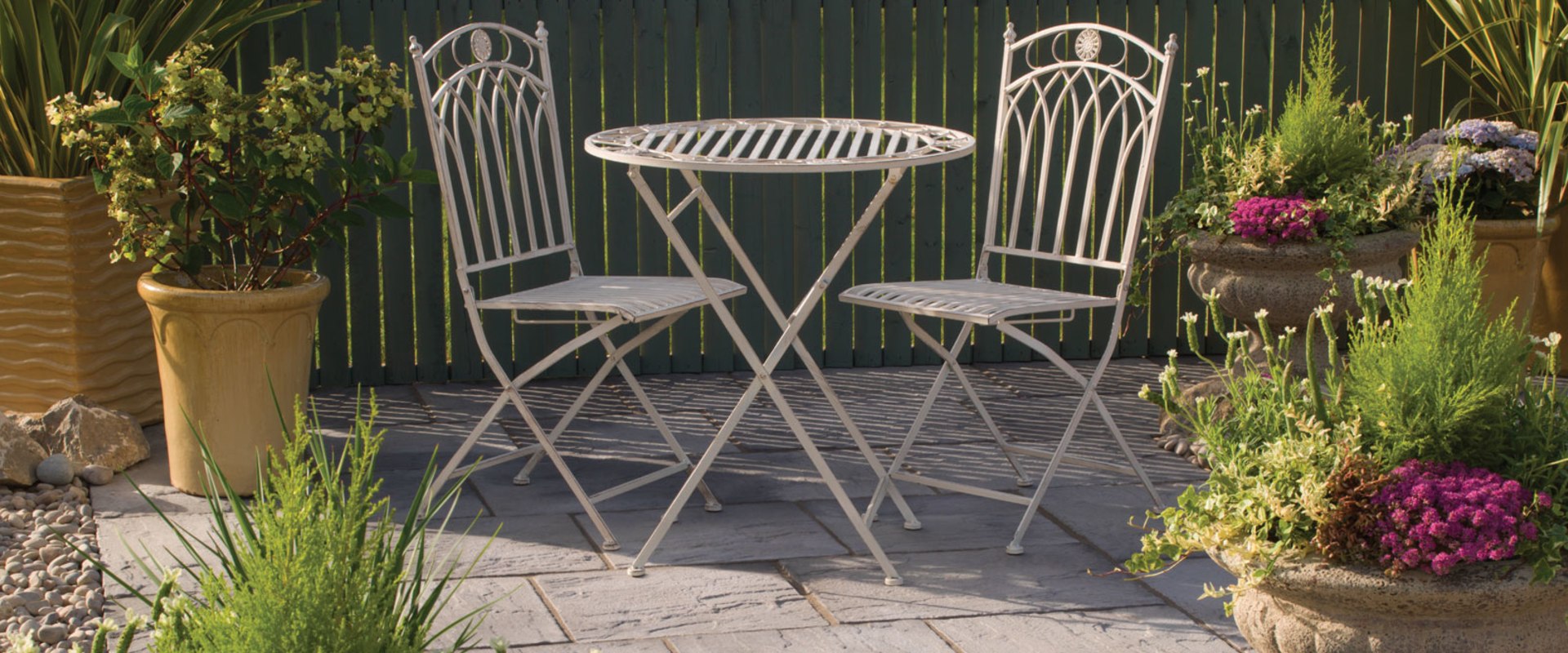 Avoid These Common Mistakes When Building DIY Outdoor Furniture
