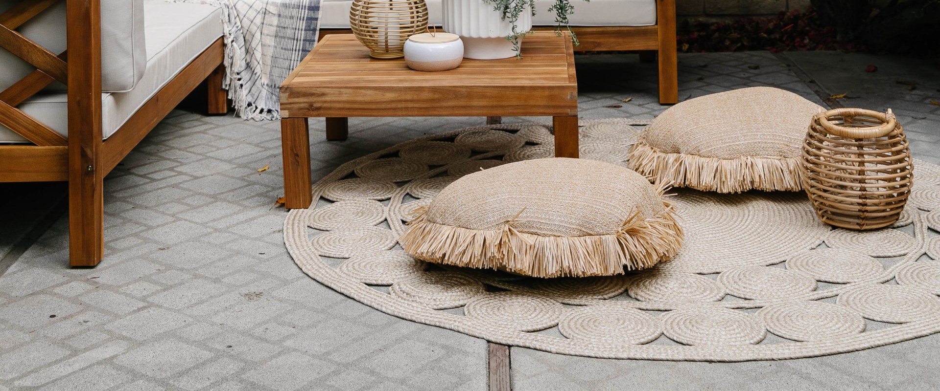 Revamp Your Outdoor Space: Creative Ways to Add Color and Design to DIY Outdoor Furniture