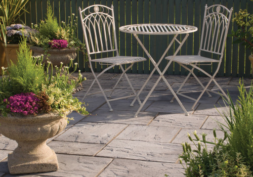 Avoid These Common Mistakes When Building DIY Outdoor Furniture